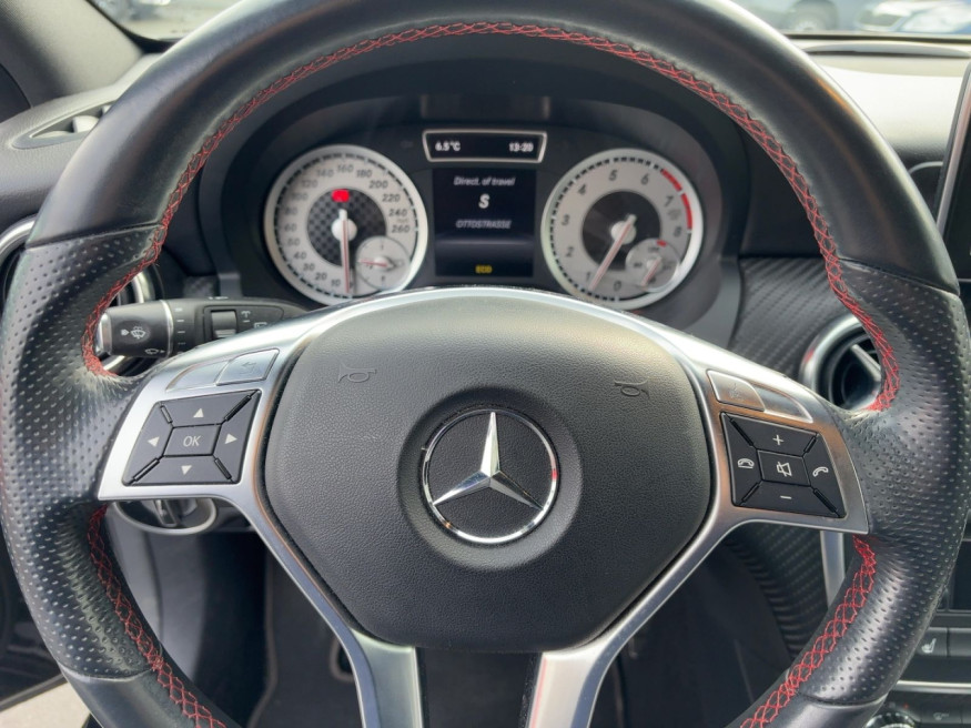 MERCEDES-BENZ A 180 BlueEfficiency AMG Sport Line