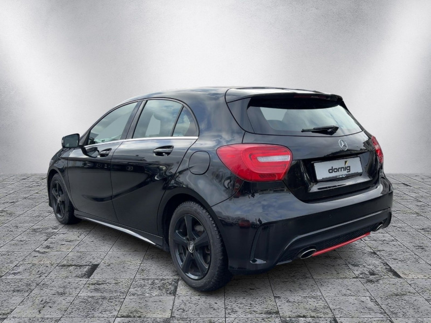 MERCEDES-BENZ A 180 BlueEfficiency AMG Sport Line