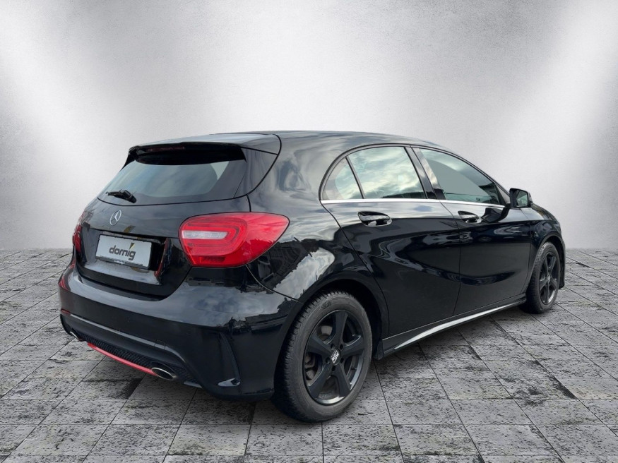 MERCEDES-BENZ A 180 BlueEfficiency AMG Sport Line