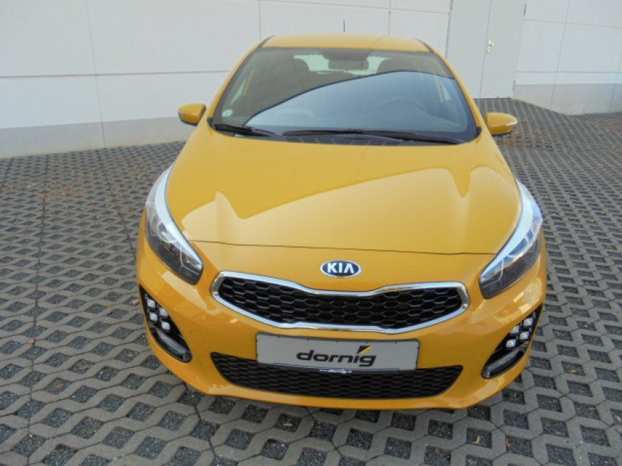 KIA Ceed GT-Line, PDC, SHZ