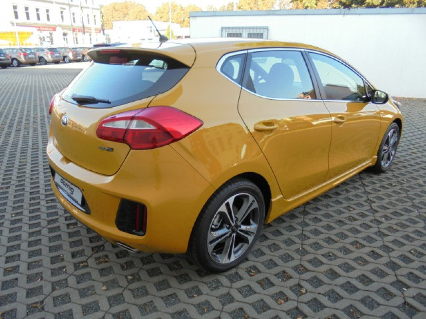 KIA Ceed GT-Line, PDC, SHZ