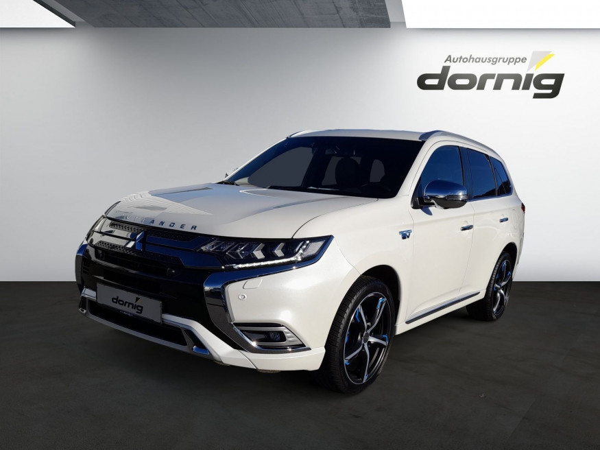 MITSUBISHI Outlander 2.4 Plug-In Intro Edition 4WD