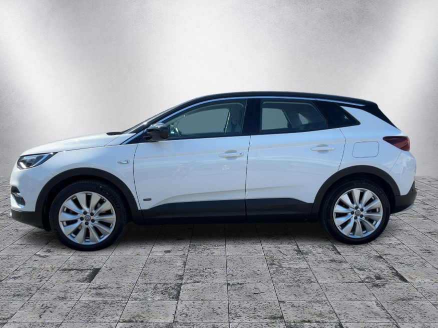 OPEL Grandland X Innov. Plug-in-Hybrid 4,Navi