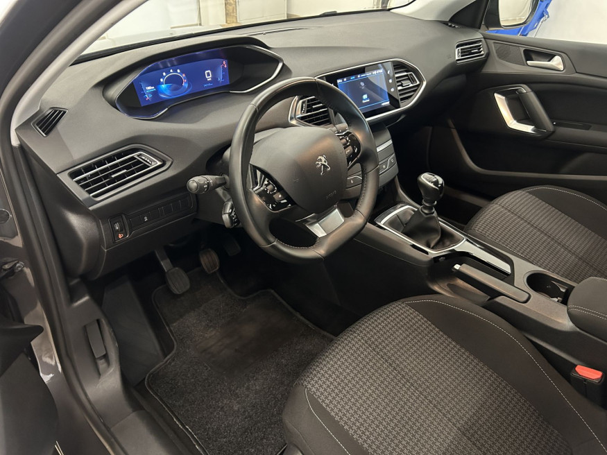 PEUGEOT 308 Active Pack Pure Tech 130