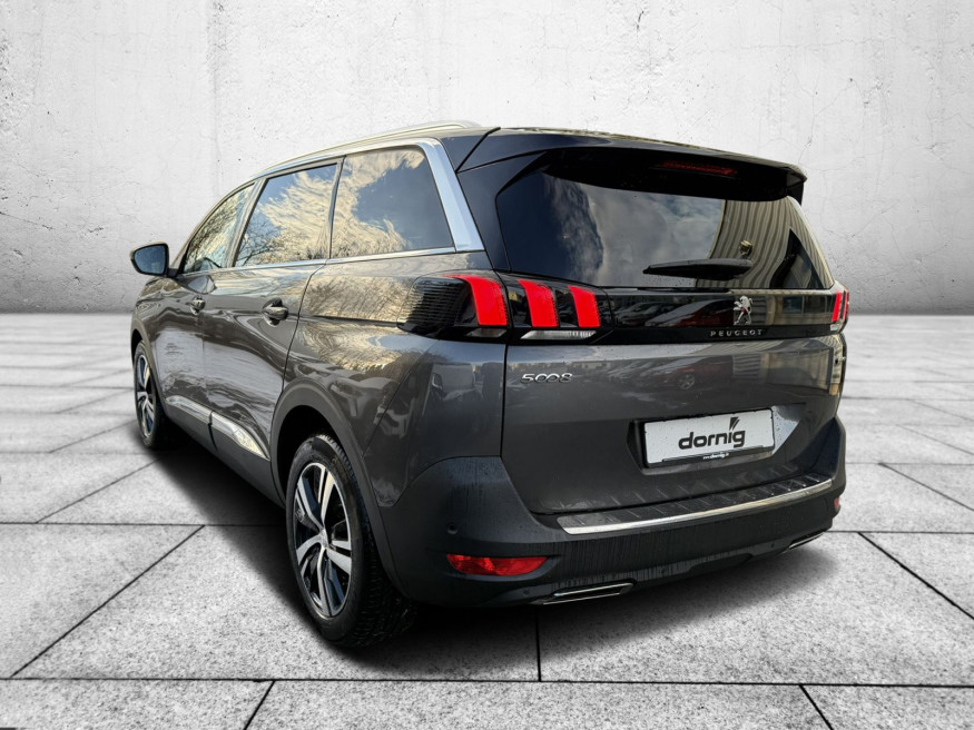 PEUGEOT 5008 GT-Line BHDi 130 EAT8