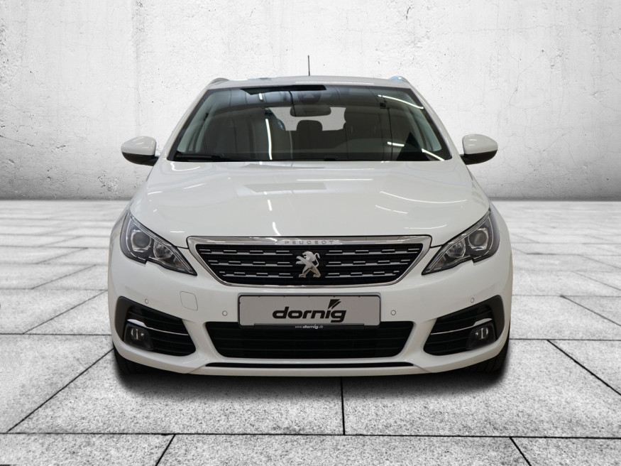 PEUGEOT 308 Allure PT 130 EAT8,AHK,Navi