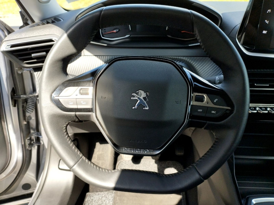 PEUGEOT 2008 Active Pack PureTech 100