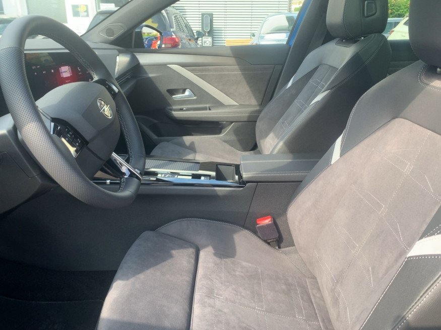 OPEL Astra Electric GS Ultimate-Paket