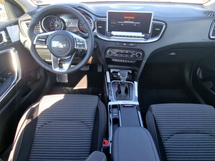 KIA Ceed SW 1.5T-GDi 140 Vision DCT7