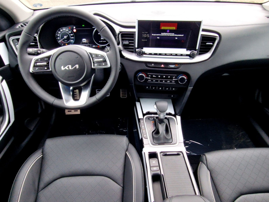 KIA Ceed 1.5 T-GDI Platinum