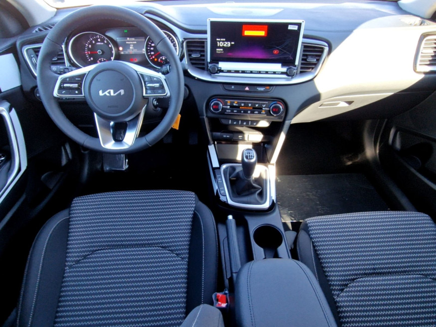 KIA Ceed 1.5T 140 Vision